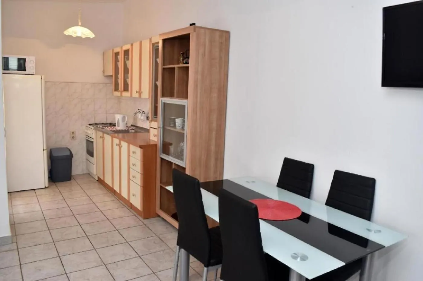 Apartments Oresic 2 Vir